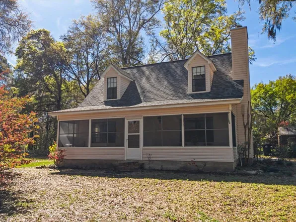 2758 Deborah Dr, Tallahassee, FL 32310