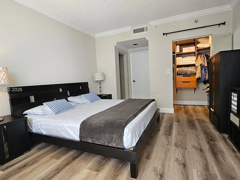 17375 Collins Ave #2304 — Photo 15