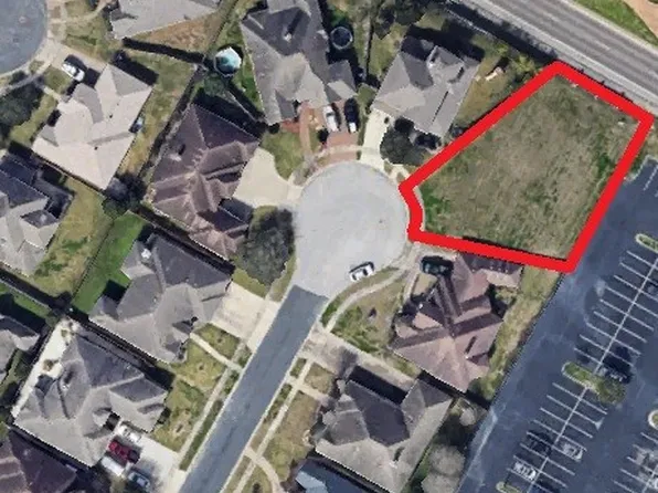 7502 Beau Terre Ct, Corpus Christi, TX 78414