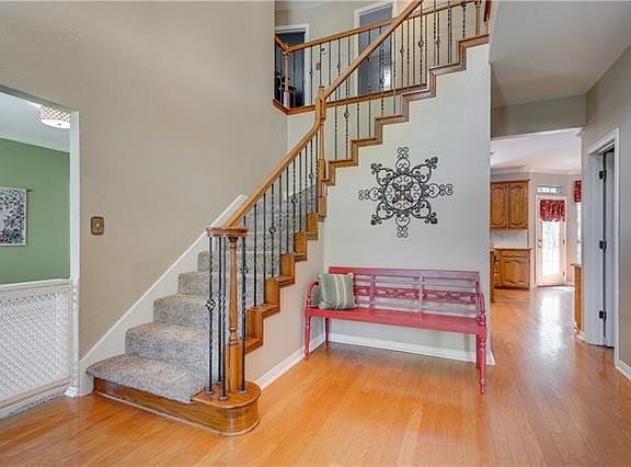 4th image of 3213 Jameston Dr