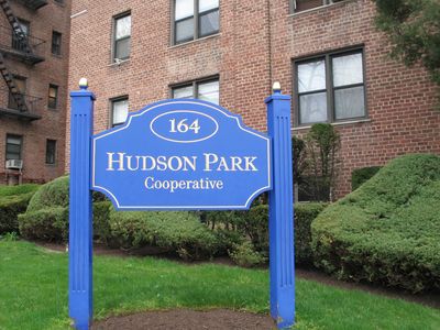 164 Church St APT 3E, New Rochelle, NY, 10805