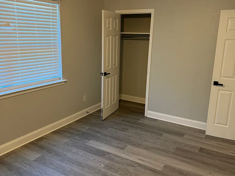 242 Dianne Dr — Photo 6