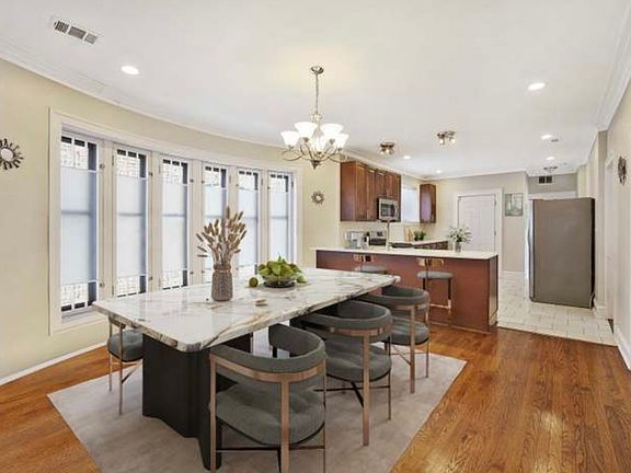 4th image of 7953 S Eberhart Ave APT 1