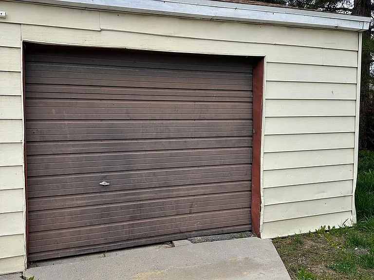 227 E Louise Ave — Photo 23
