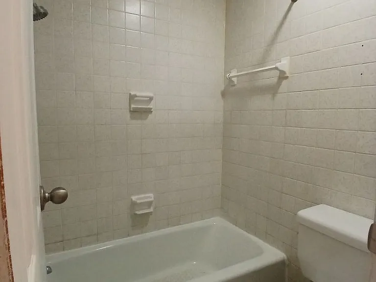 4213 Lake Land Blvd — Photo 6
