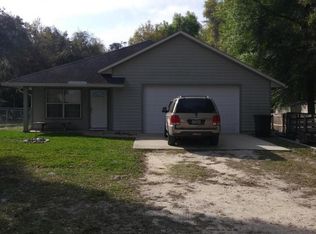 749 Lake Shore Ter, Interlachen, FL 32148