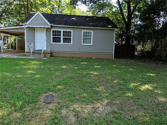 2nd image of 1665 Concord Dr SE