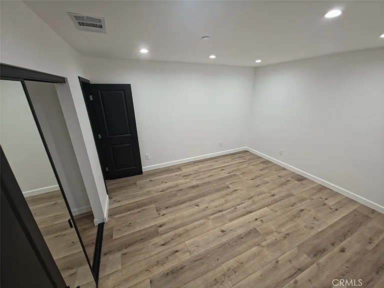 7333 Vanalden Ave — Photo 6