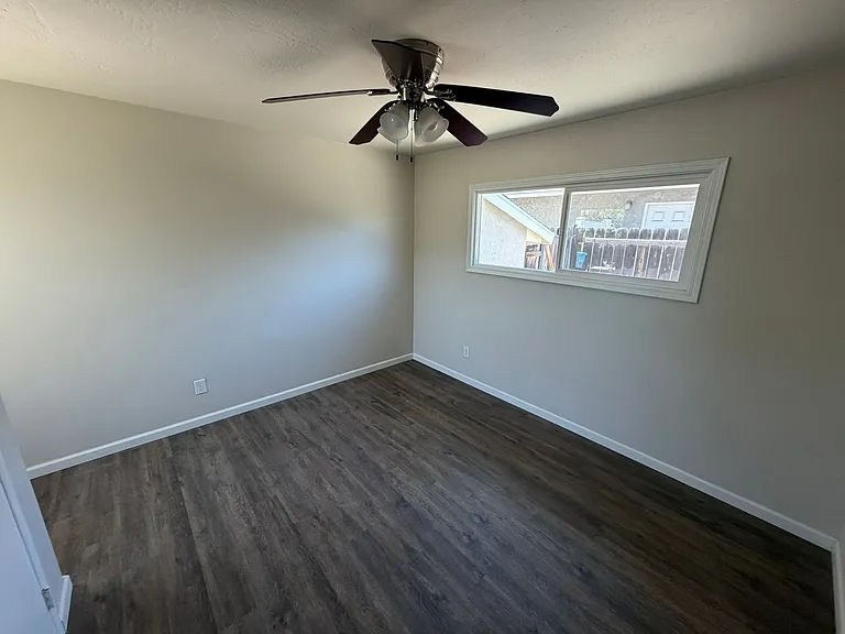 6315 Lake Arago Ave — Photo 11