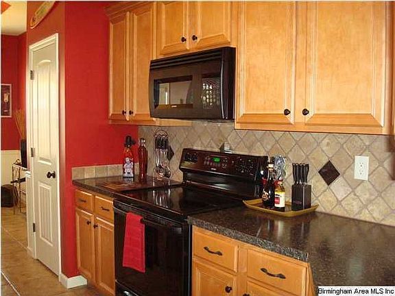 4th image of 210 Camden Lake Dr