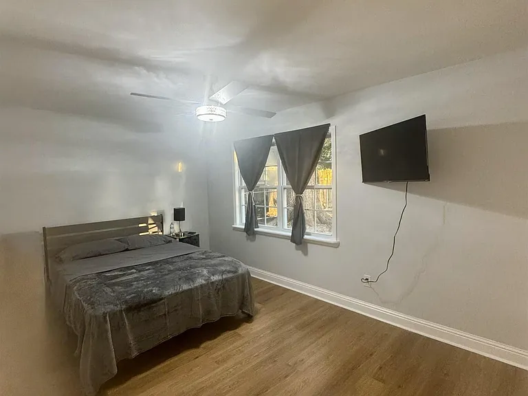 412 Fairway Dr #1 — Photo 6
