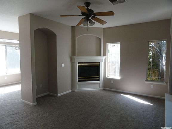Enter into this beautiful stylish living room.