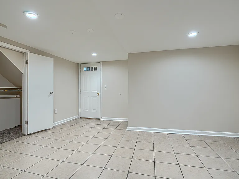 4041 Wilkens Ave #C — Photo 6