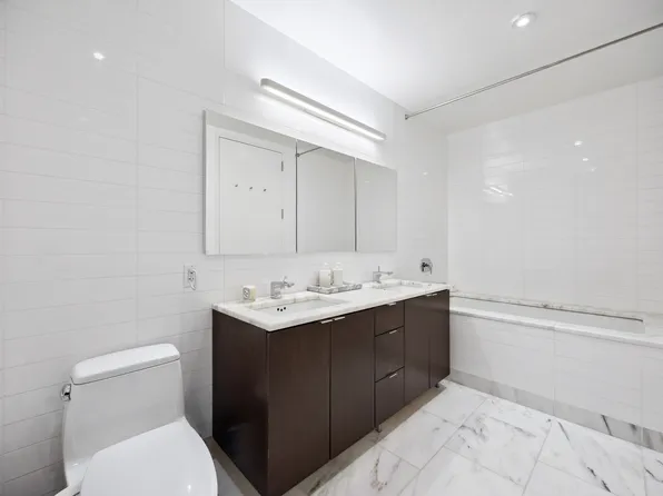 99 Warren Street image 14 of 39