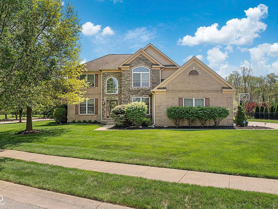 1st image of 8921 Forest Willow Dr