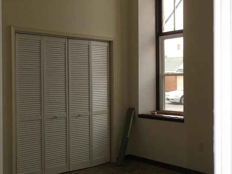 351 Pine St #104 — Photo 6