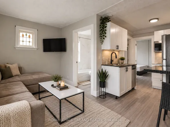425 McKenzie Ave, London, ON