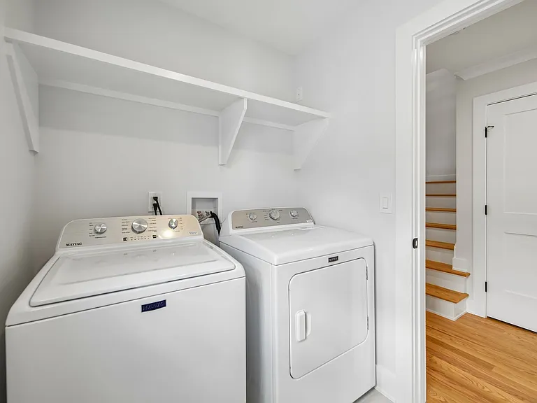 22 Willow St #A — Photo 28