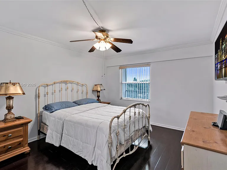 801 SW 133rd Ter #406K — Photo 9