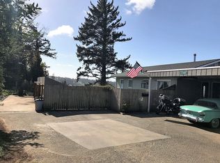 2191 Monroe St, North Bend, OR 97459