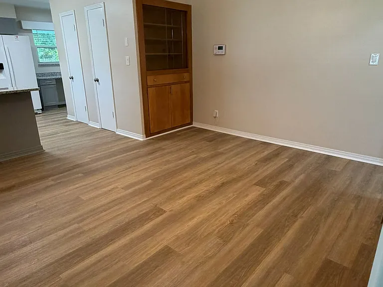 1109 W Plymouth St — Photo 21