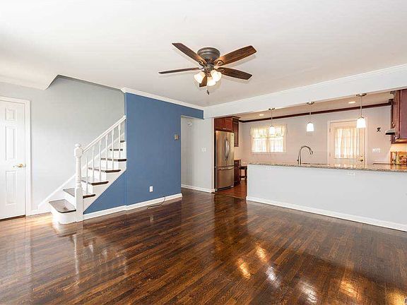 4th image of 2395 Lancaster St