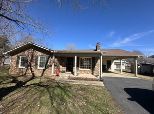 1706 Whippoorwill Dr, Lawrenceburg, TN 38464