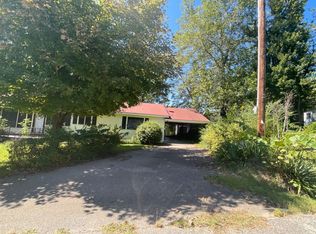 356 Perryville Cemetery Rd, Parsons, TN 38363