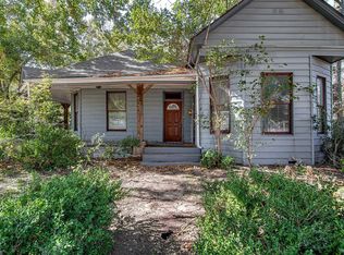 735 N Robinson St, Cleburne, TX 76031