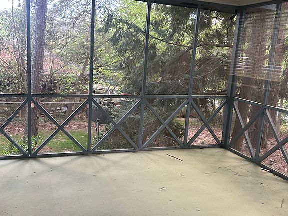 screened porch