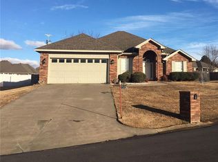 102 Katie Ct, Lavaca, AR 72941