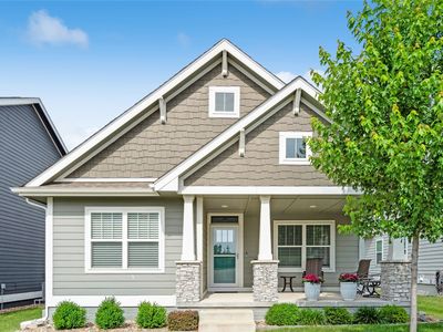 523 S Blue Stone Way, West Des Moines, IA, 50266