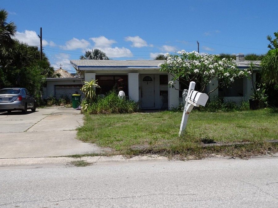 1st image of 108 Young Ave