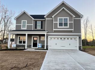 703 Amusement Dr, Hope Mills, NC 28348