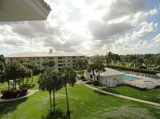 Sun-Filled Penthouse Unit | 2BR/2BA | Pool Views | 2 Parking Spaces Included — Photo 3