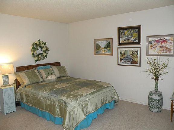 4th image of 9243 E Fairway Blvd