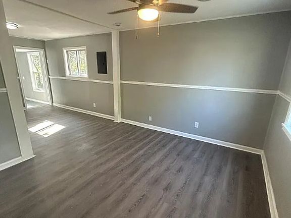3rd image of 9 Saint Lambert Dr