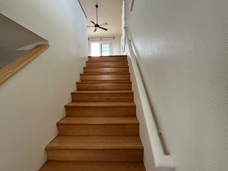 1362 Mira Mar Ave — Photo 4