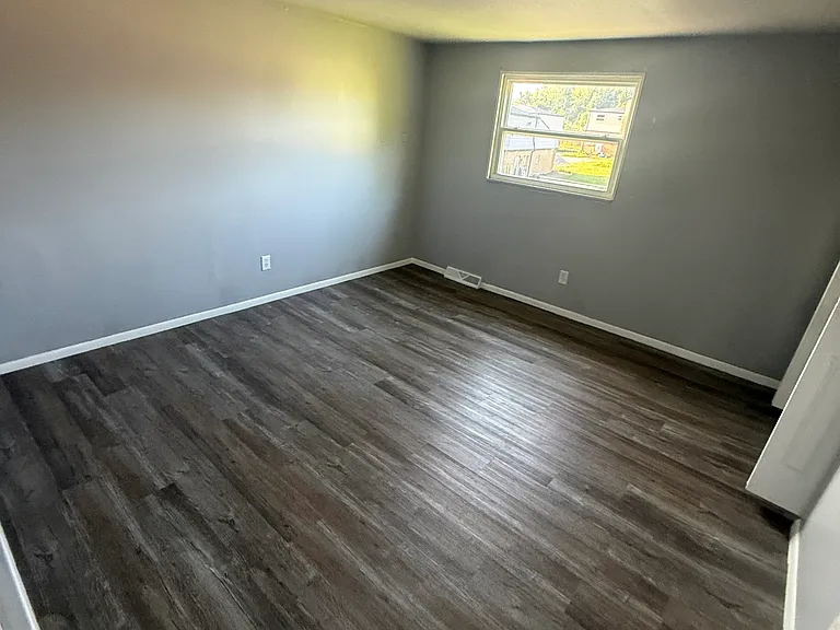 6670 Baier Cir NE #5 — Photo 8