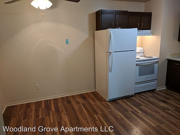 2nd image of 1103 25th St APT B9