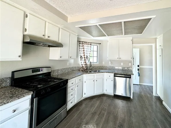 37604 15th St E, Palmdale, CA 93550