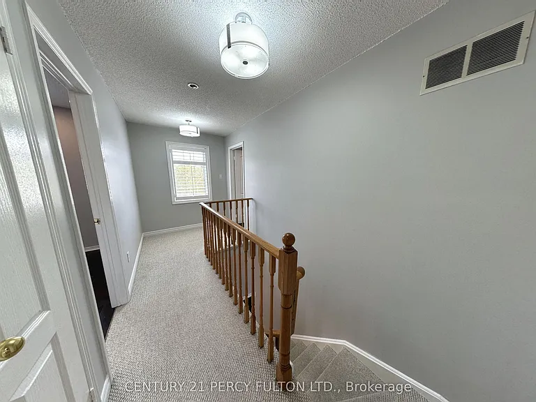 54 Rolling Acres Dr — Photo 15