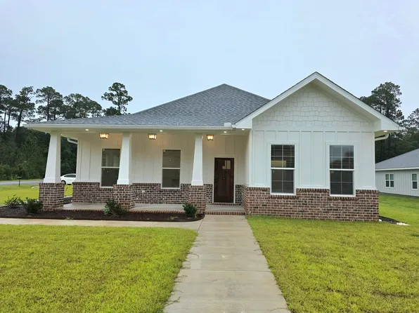 3299 Bernath Dr, Milton, FL 32583