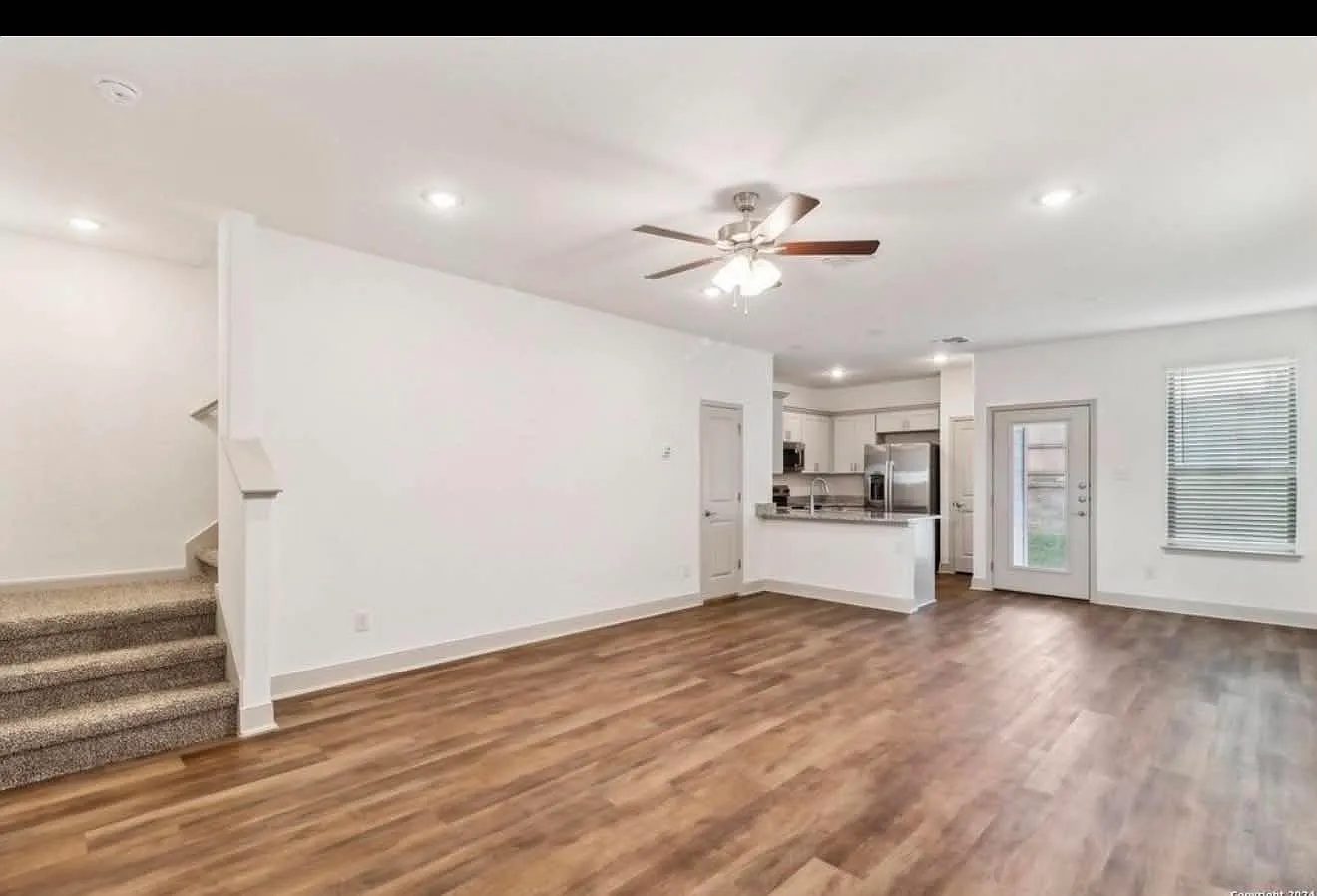 3 bed, 2.5 bath, 1505 sqft, $1,750 — Photo 4