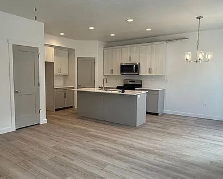 3661 S 4575 W — Photo 2