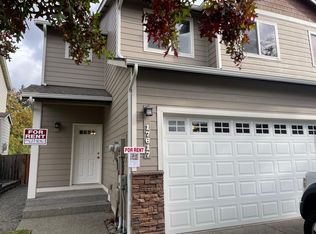 17617 30th Avenue Ct E, Tacoma, WA 98446