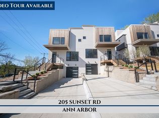 205 Sunset Rd, Ann Arbor, MI 48103