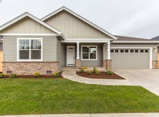 135 Grizzly Ave, Eugene, OR 97404