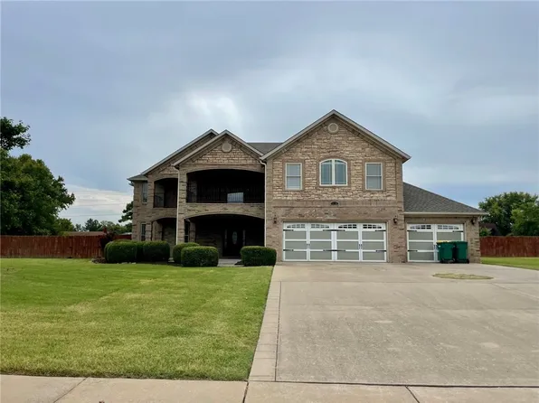 1929 Wilkes Ave, Springdale, AR 72762