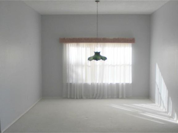 3rd image of 2823 S Peach Hollow Cir